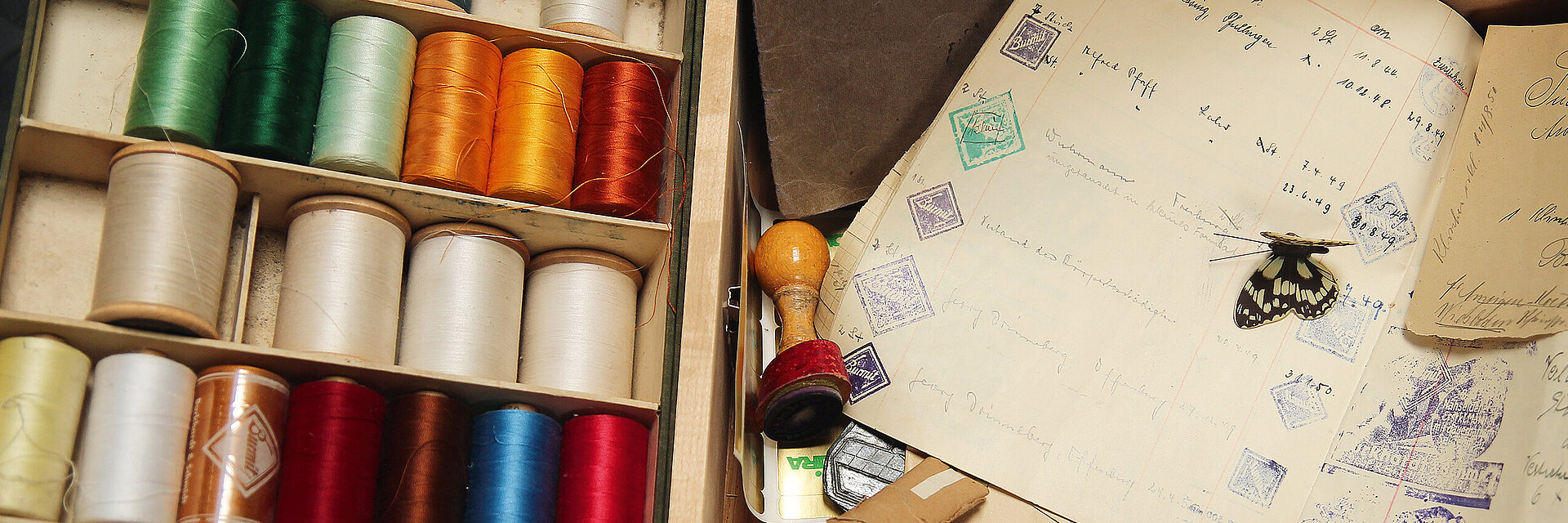 [Translate to Englisch IND:] Historic Embroidery thread range and documents