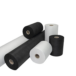 [Translate to Global Portugiesisch:] E-ZEE Green Cut rPES embroidery backing on rolls in different widths