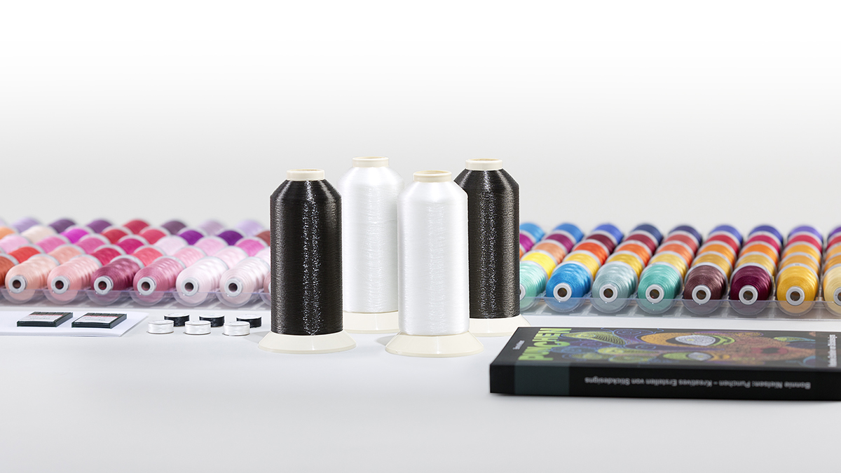 [Translate to Vietnamesisch:] selection of embroidery underthreads and top threadsead