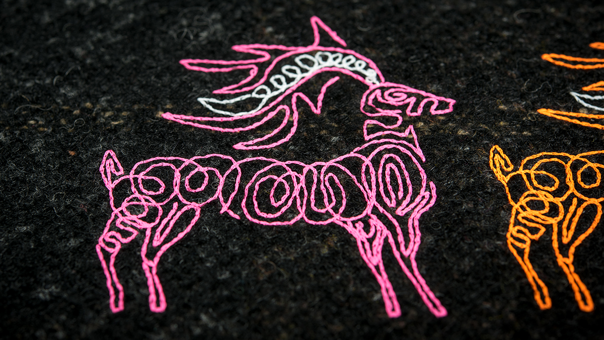 embroidered deer pink